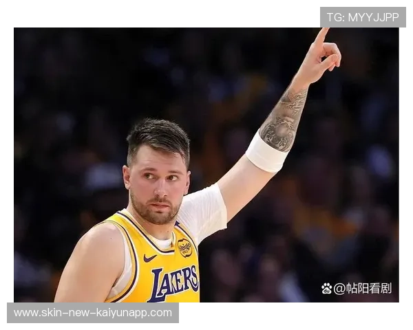 东契奇远投稳稳落袋，独行侠继续扩大优势